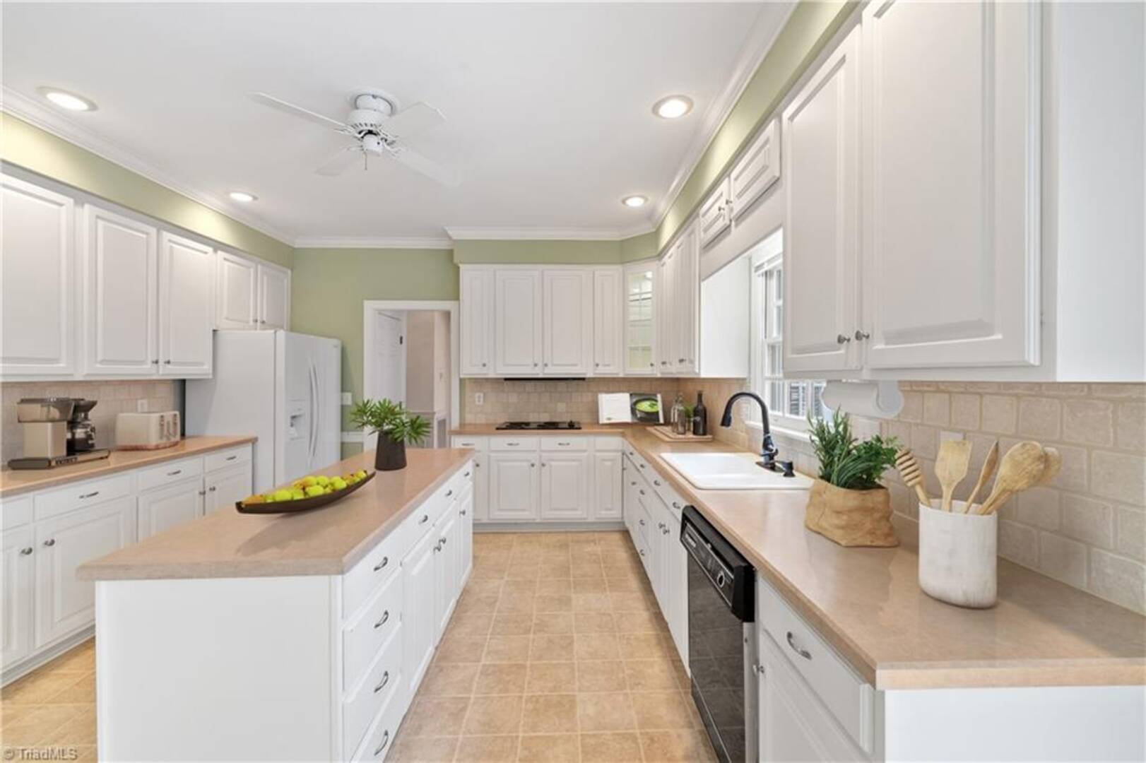 6400 Harperwood Trl Clemmons, NC 27012