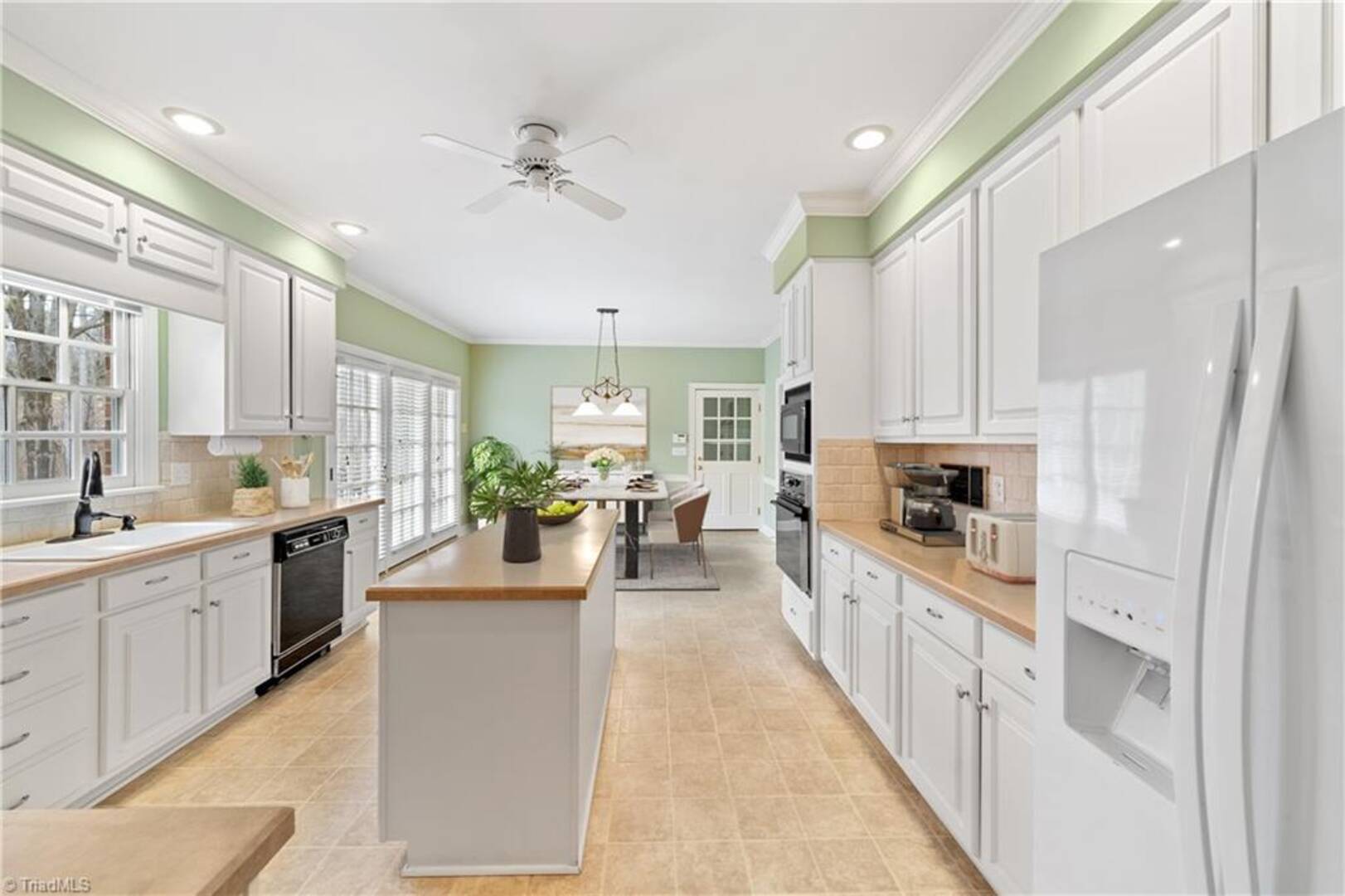 6400 Harperwood Trl Clemmons, NC 27012