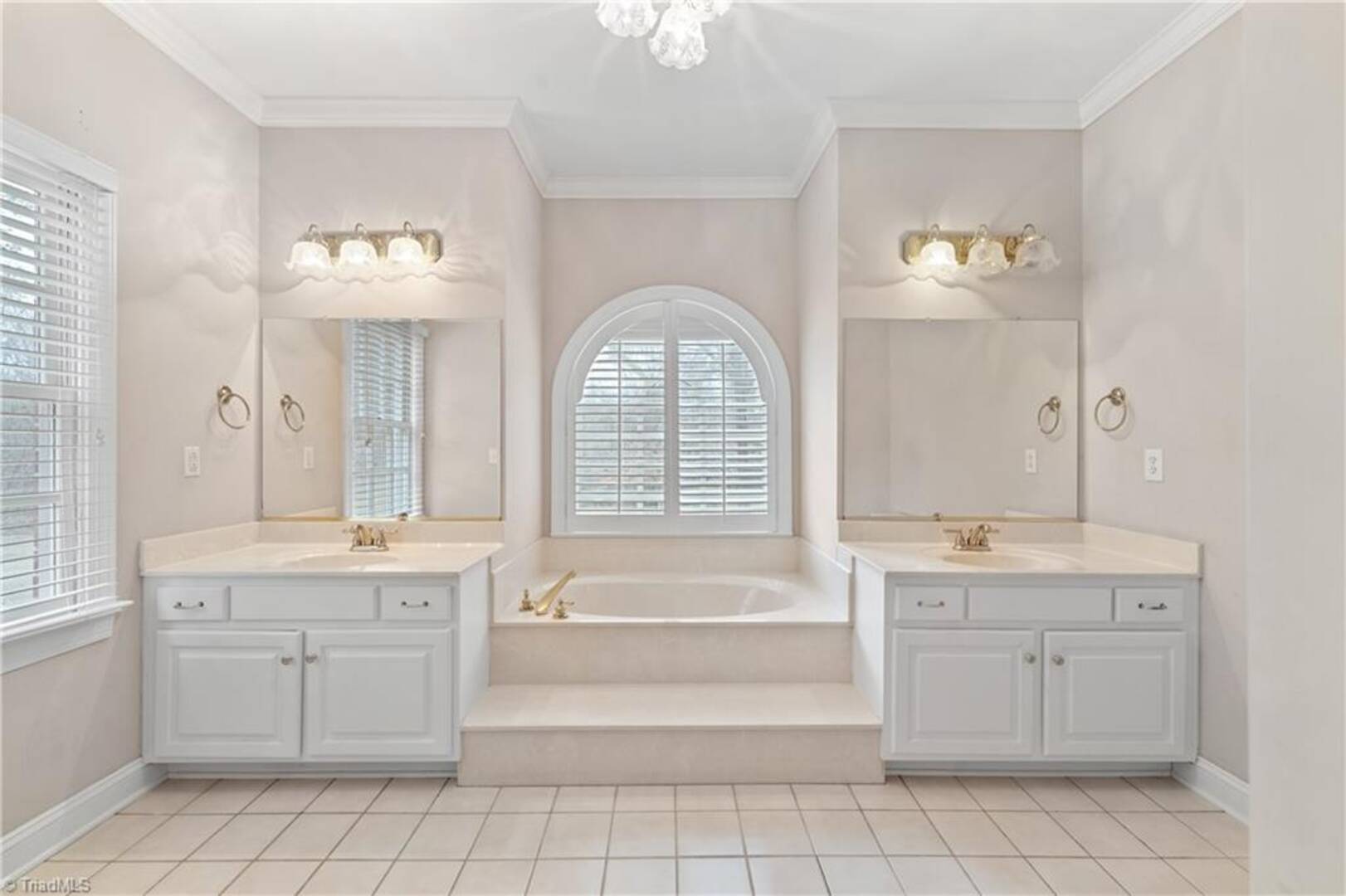 6400 Harperwood Trl Clemmons, NC 27012