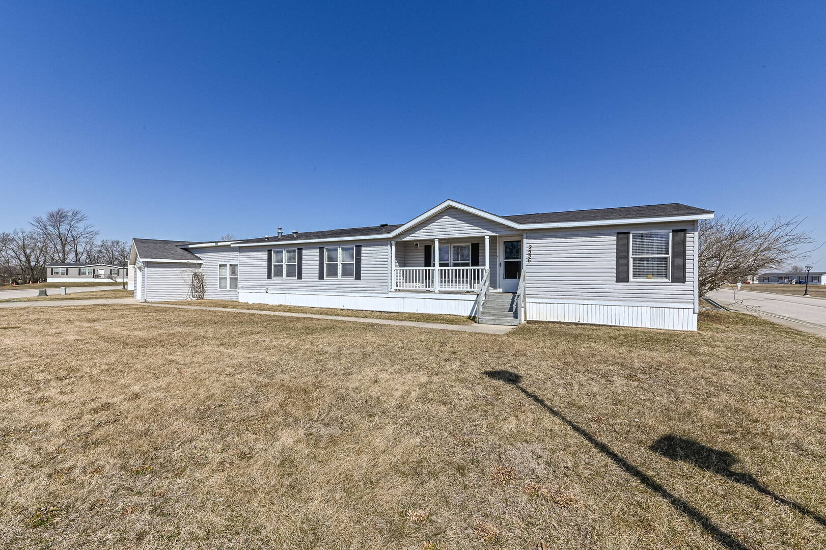 2556 Autumn Lake Dr., Anderson, IN 46017