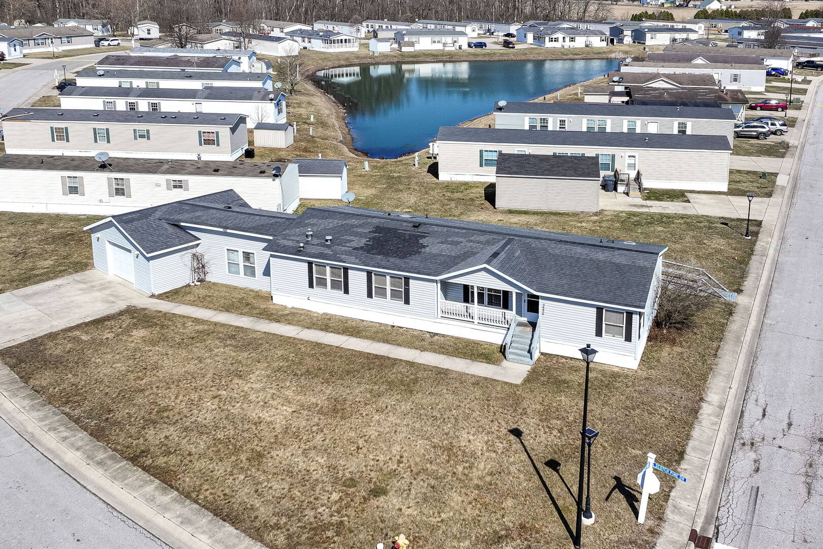 2556 Autumn Lake Dr., Anderson, IN 46017