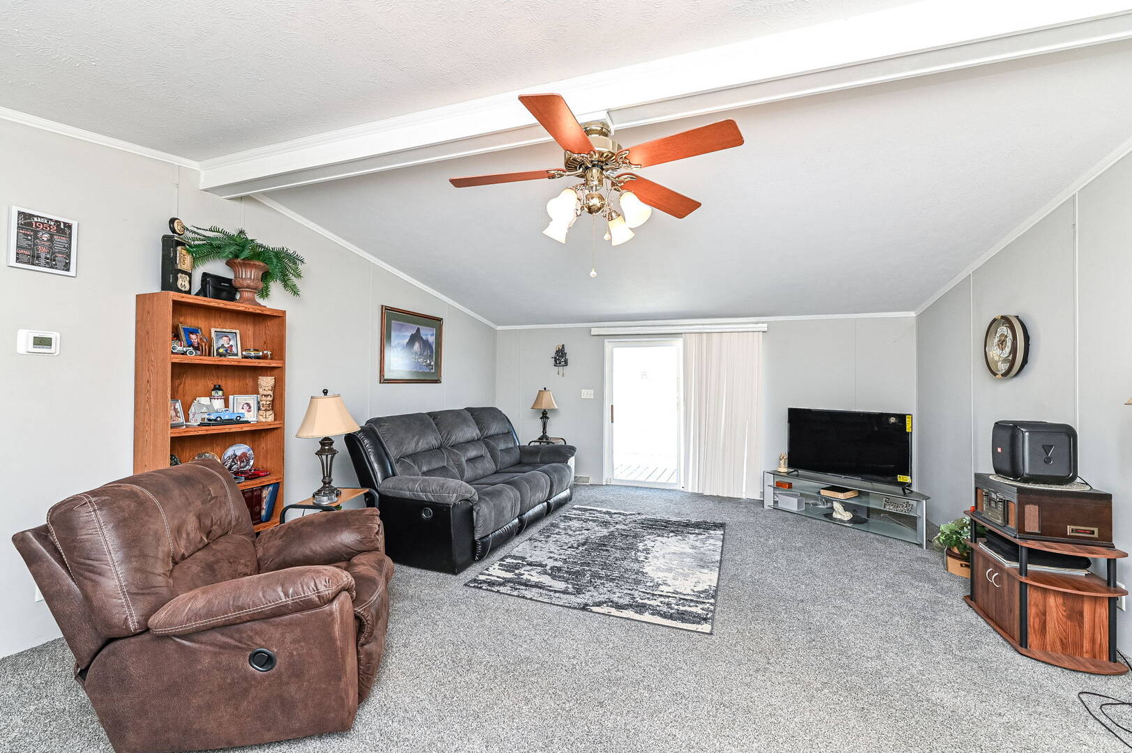 2556 Autumn Lake Dr., Anderson, IN 46017