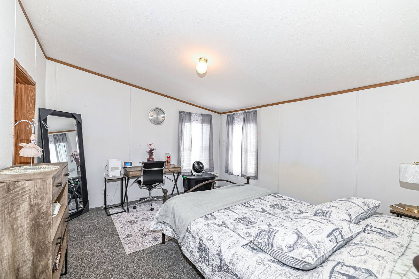 2556 Autumn Lake Dr., Anderson, IN 46017