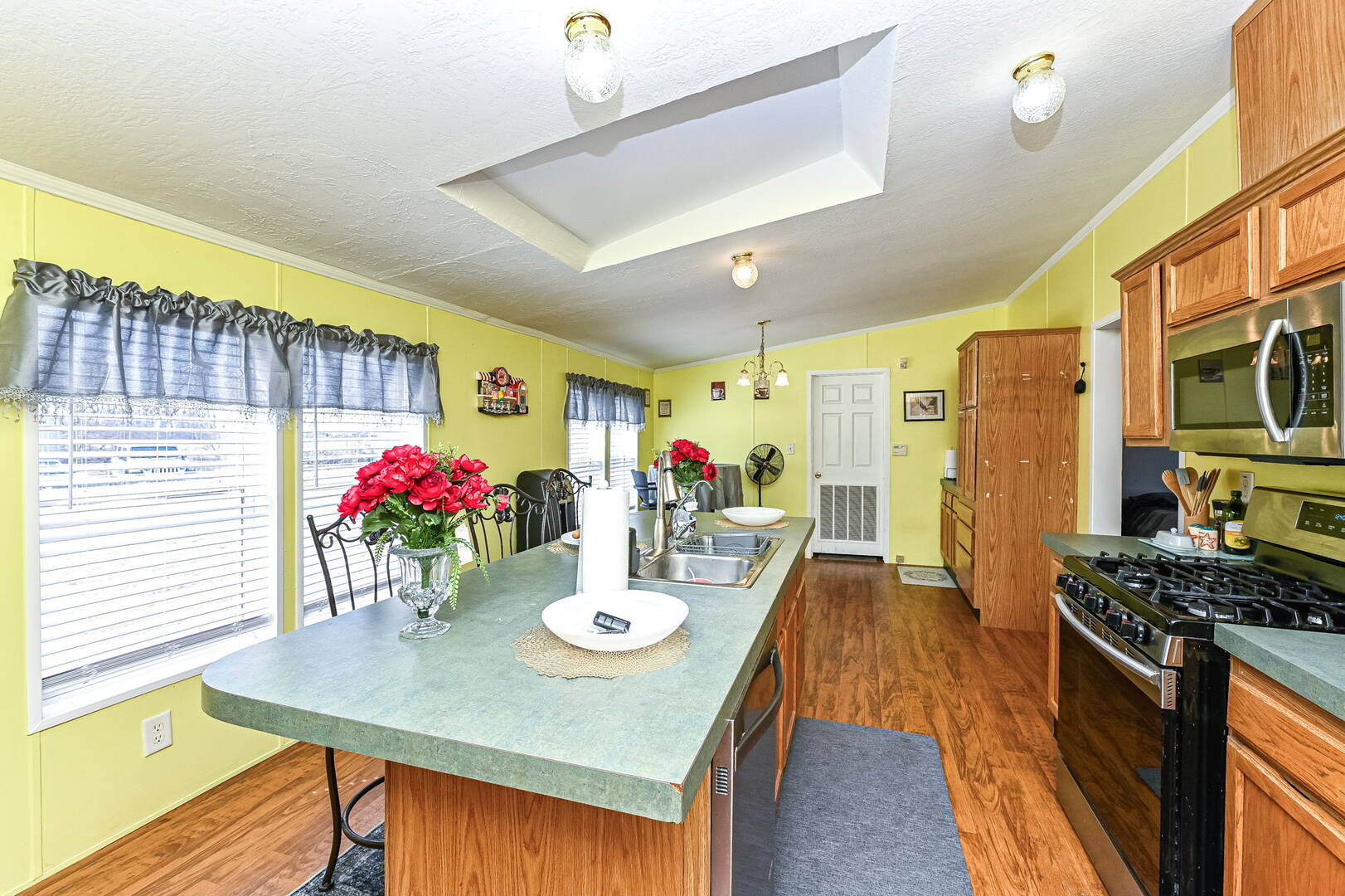 2556 Autumn Lake Dr., Anderson, IN 46017