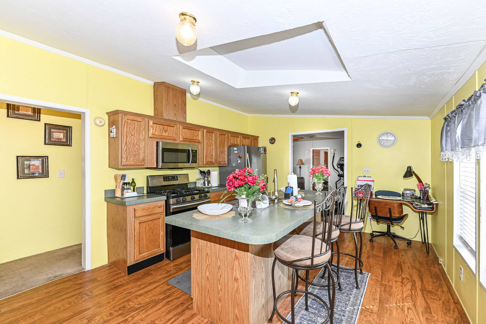 2556 Autumn Lake Dr., Anderson, IN 46017