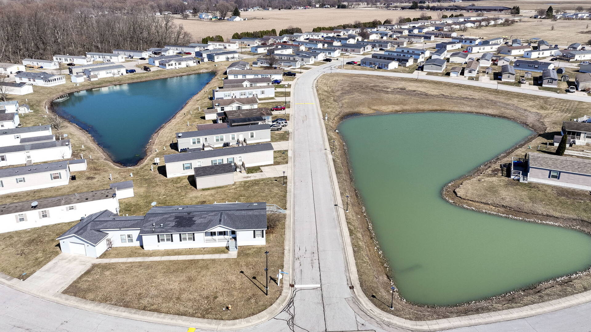 2556 Autumn Lake Dr., Anderson, IN 46017