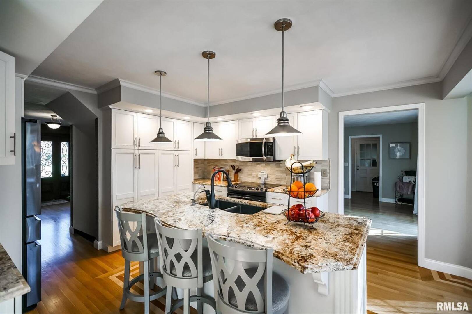 11815 N Hickory Grove Rd  Dunlap, IL 61525