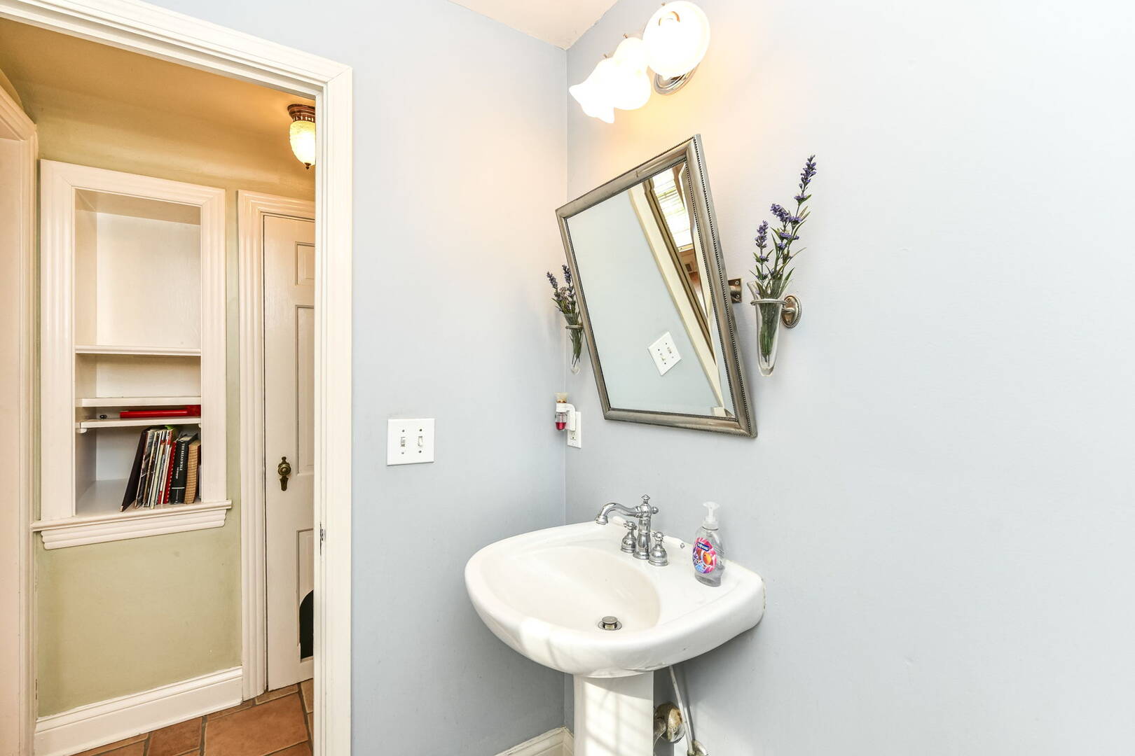 25 W. 59th St. Indianapolis, IN 46208