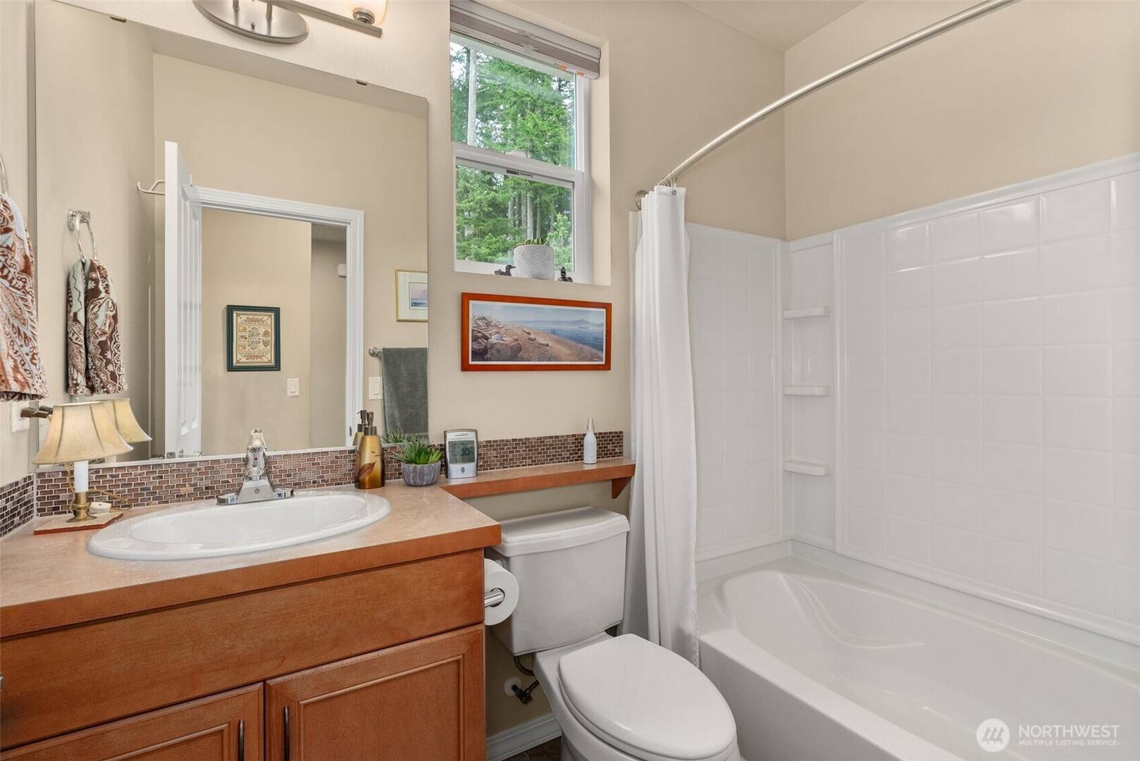 4818 Meriwood Dr NE Lacey, WA 98516