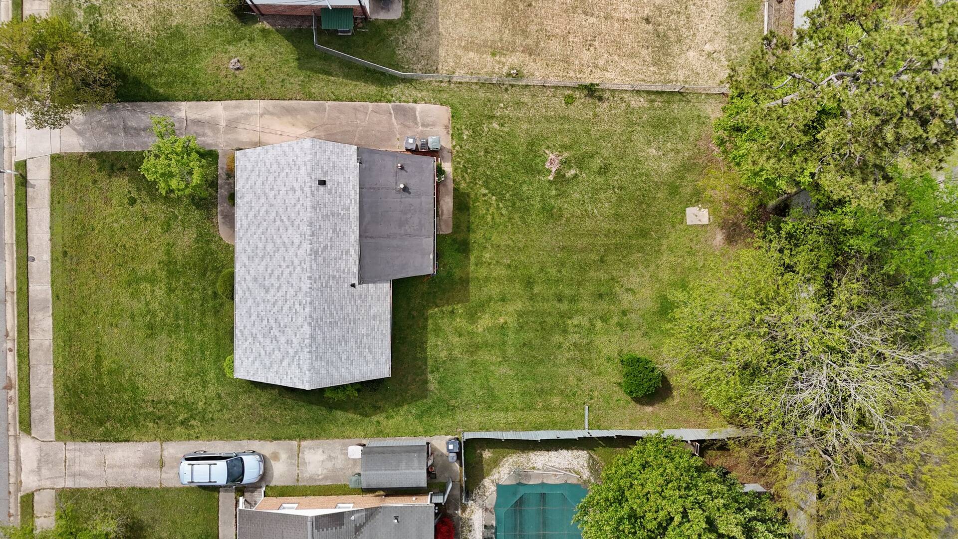 2210 Rheims Drive Greensboro, NC 27407