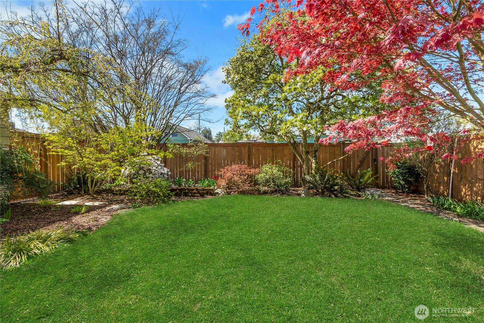 244 S 54th St Tacoma, WA 98408