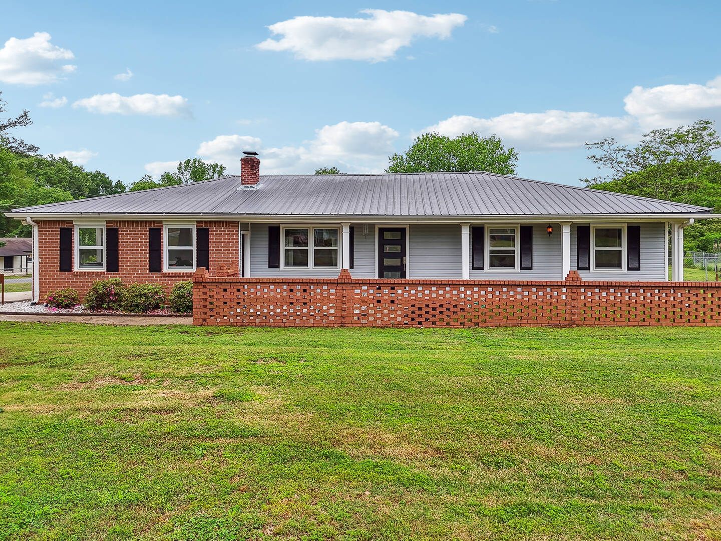 815 Tanner Road Dacula, GA 30019