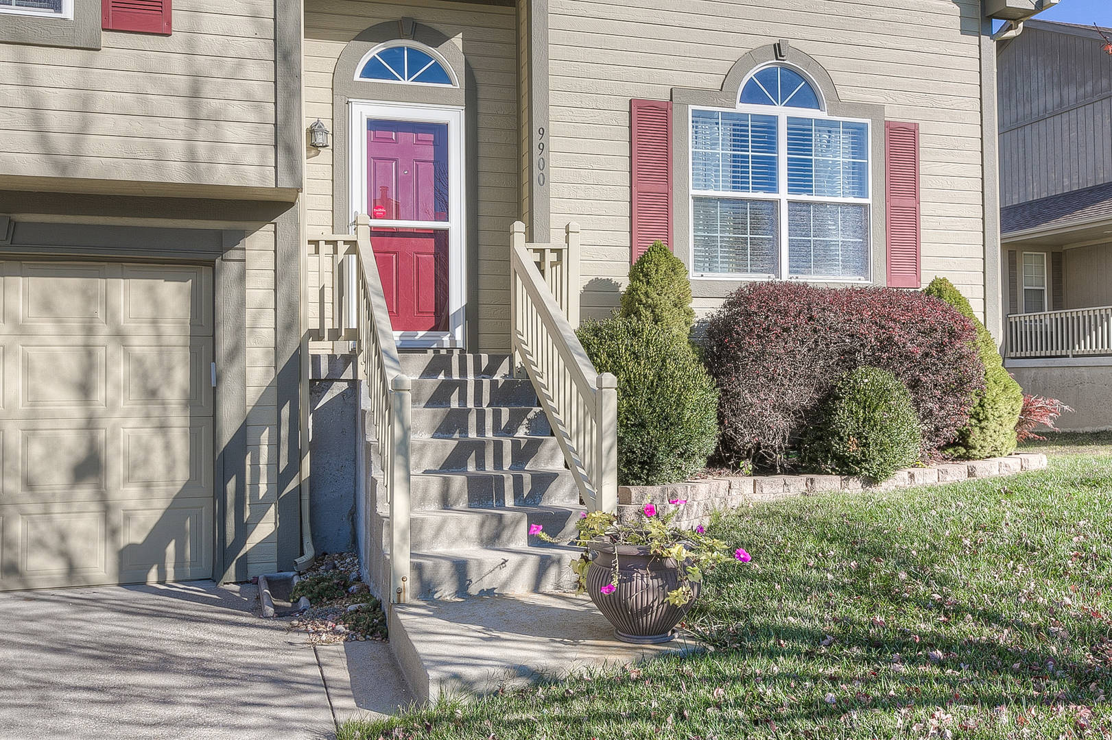 9900 E 220th St. Peculiar, MO 64078