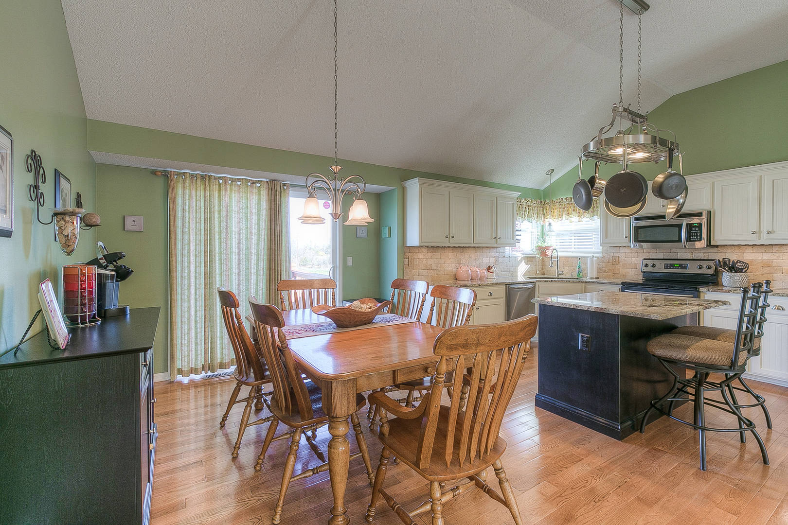 9900 E 220th St. Peculiar, MO 64078