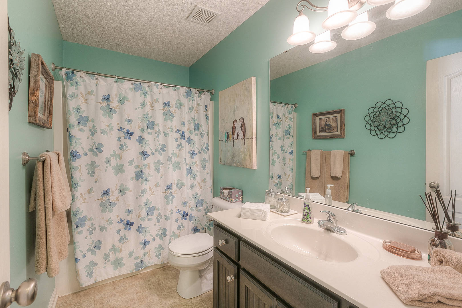 9900 E 220th St. Peculiar, MO 64078