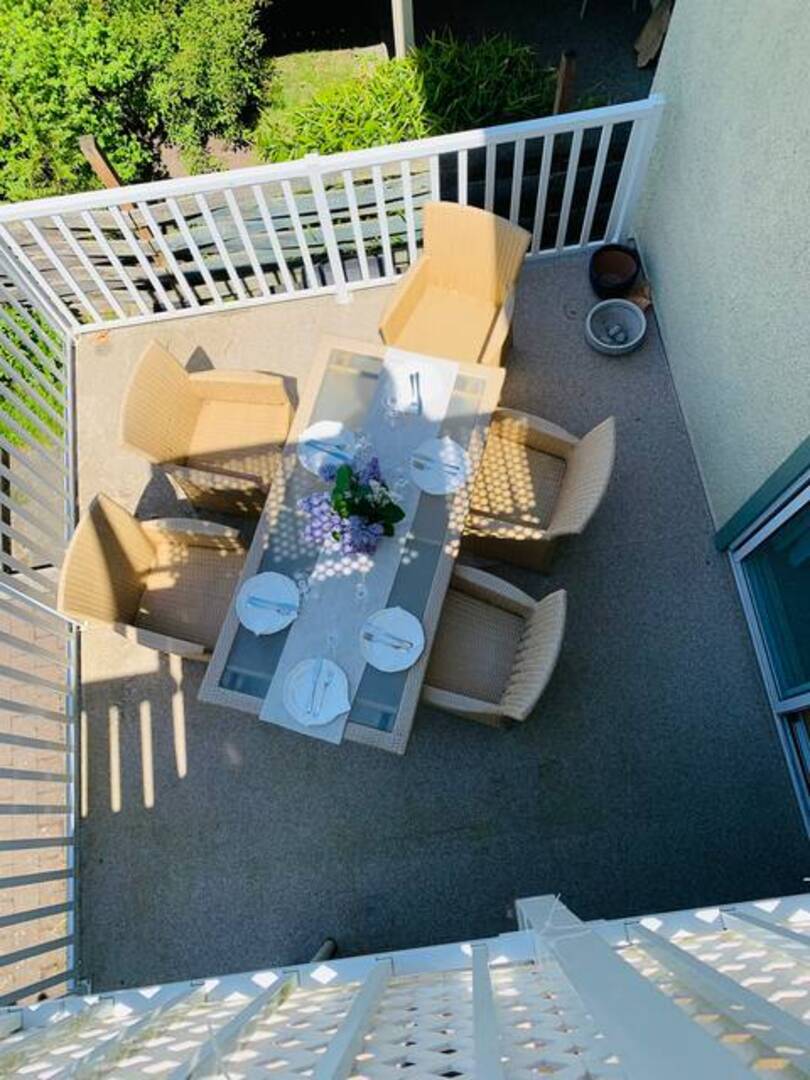 156 Joseph St Victoria, BC V8S3H5