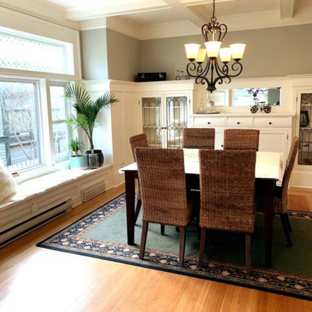 156 Joseph St Victoria, BC V8S3H5