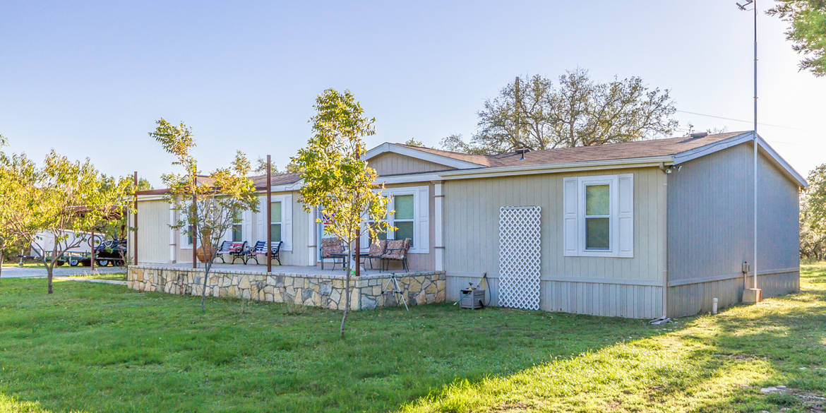 Brivity 2445 CR 1011 Glen Rose, TX 76043