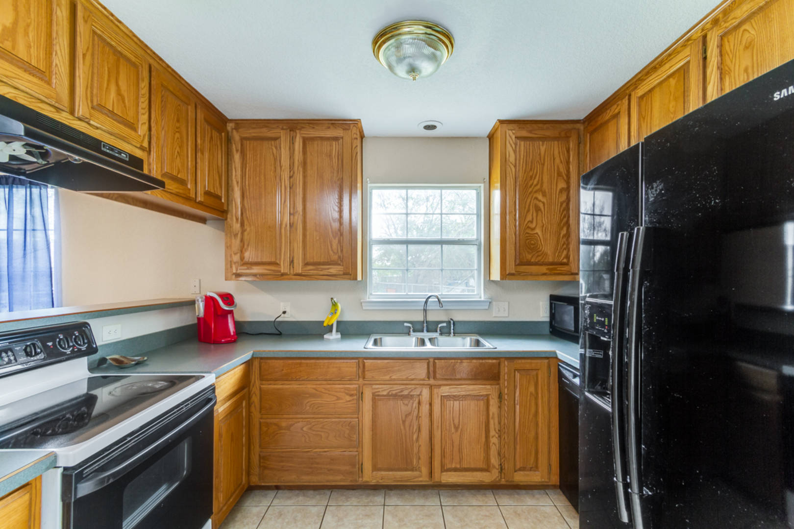 402 Tower Rd. Rio Vista, TX 76093