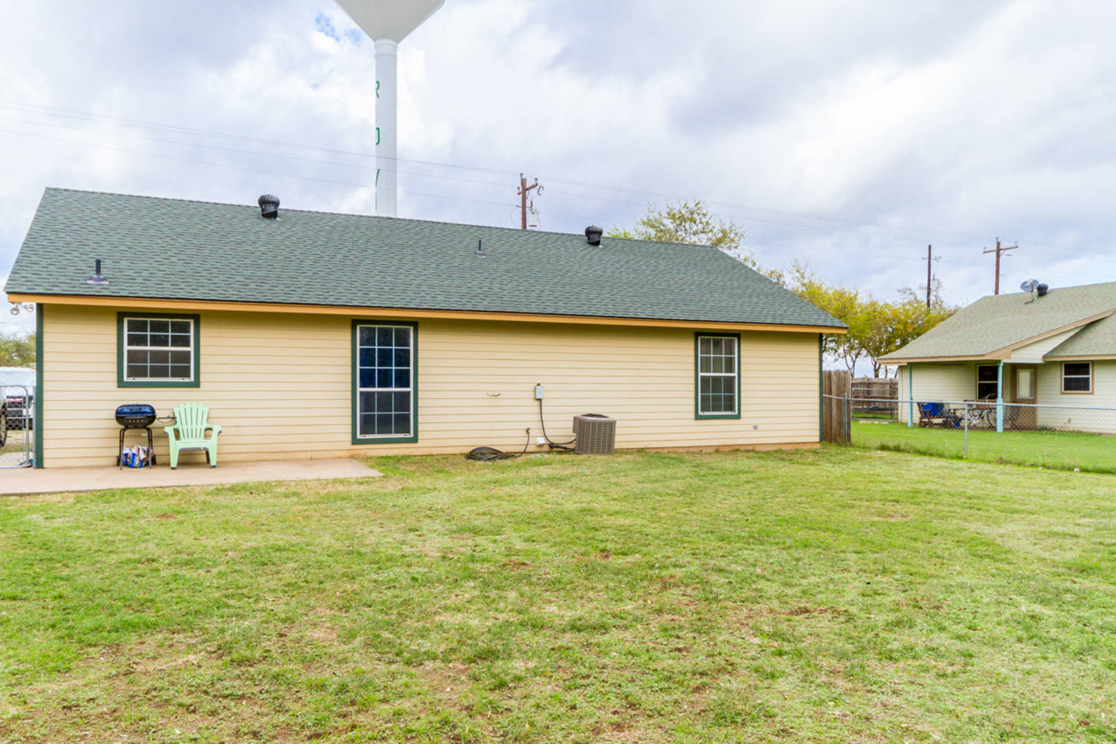 402 Tower Rd. Rio Vista, TX 76093