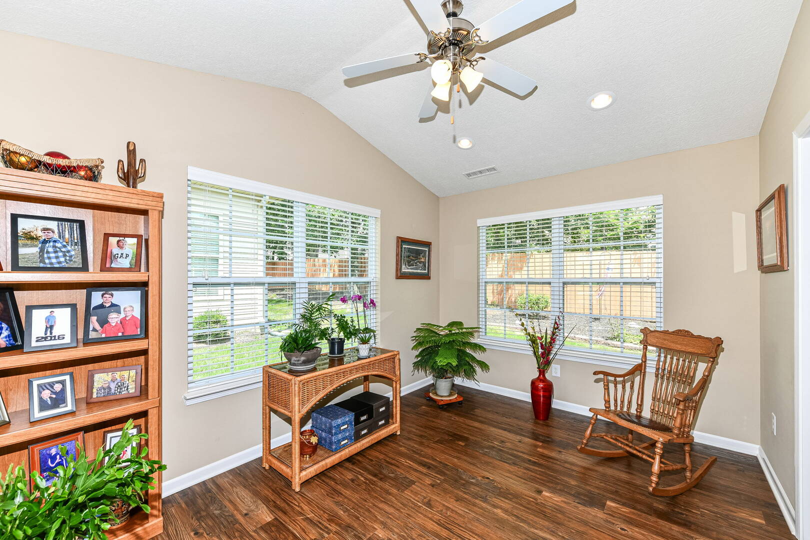 11692 Seven Oaks Dr Fishers, IN 46038