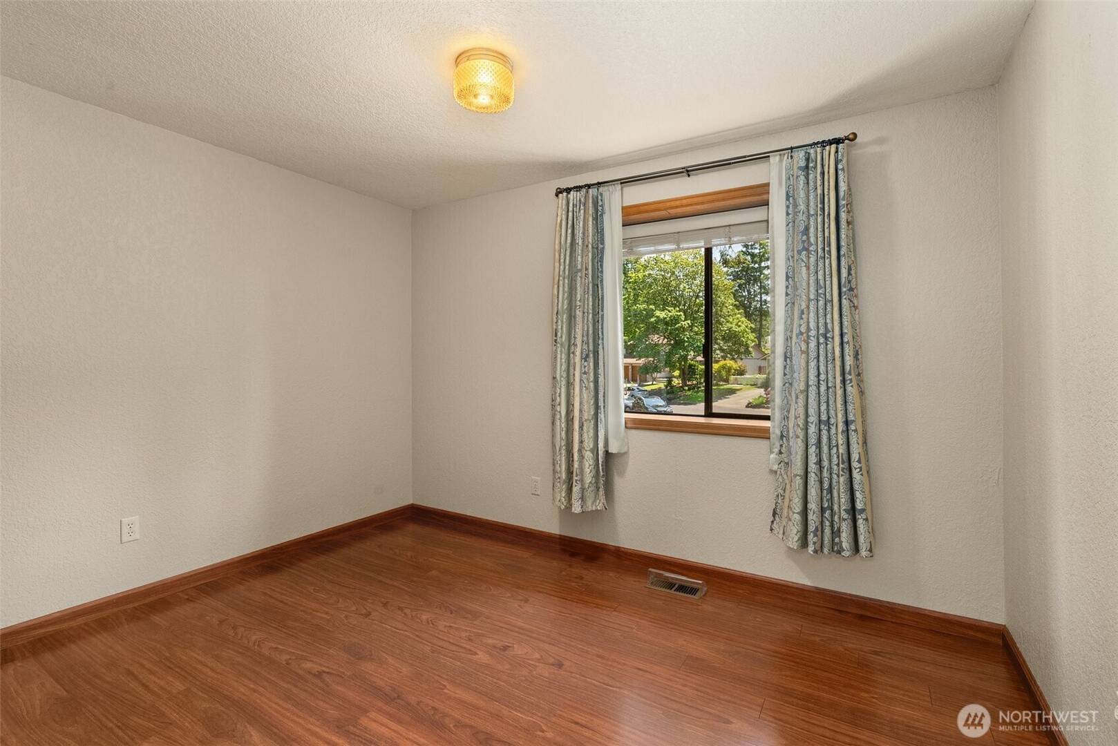 8721 63rd Street Ct W University Place, WA 98467
