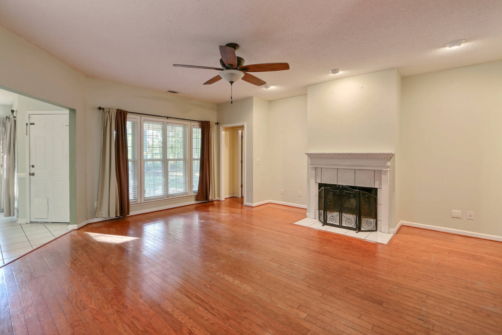 Brivity 190 Royal Oak Drive Guyton, GA 31312 Virtual Tour