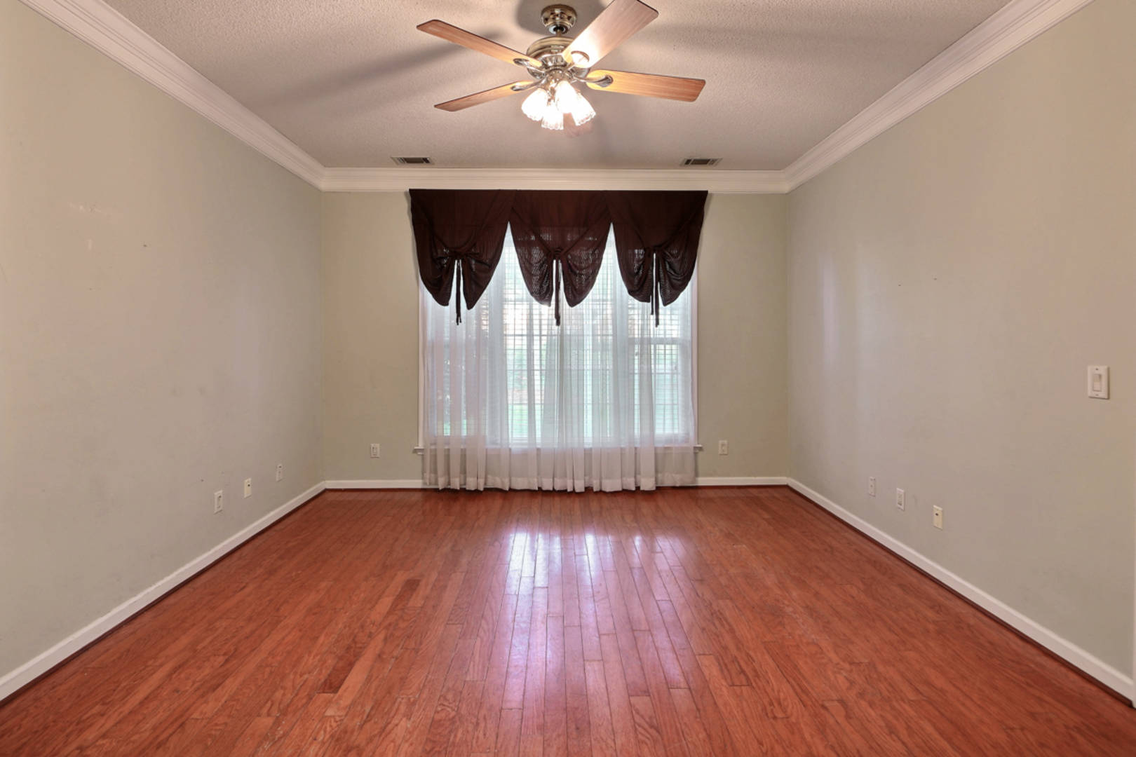 Brivity 190 Royal Oak Drive Guyton, GA 31312 Virtual Tour