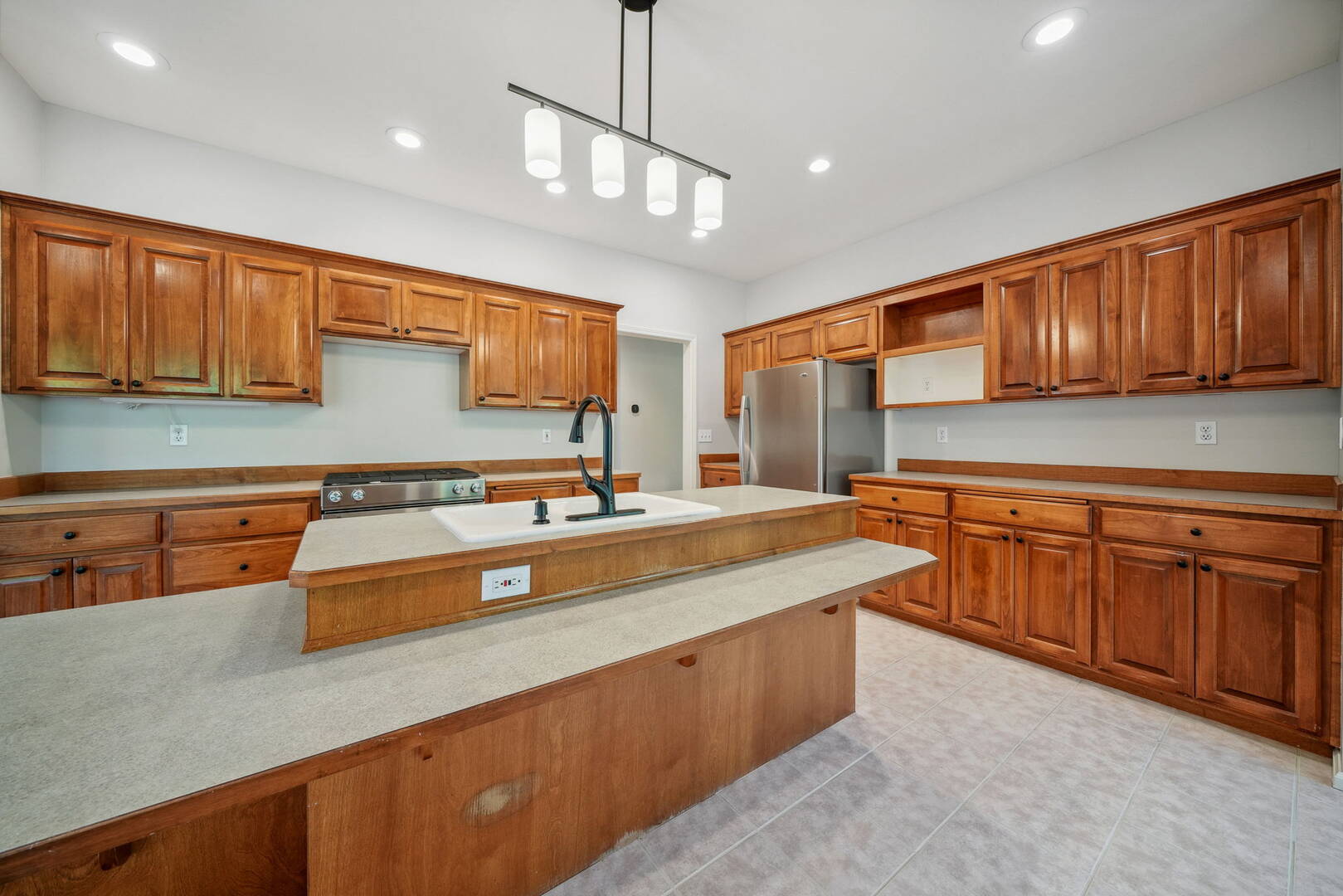1113 SW West Hills Pl Corvallis, OR 97333
