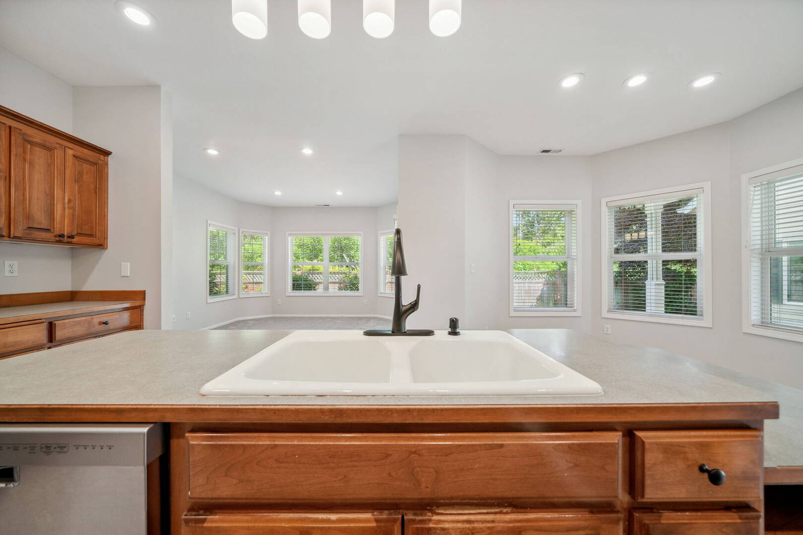 1113 SW West Hills Pl Corvallis, OR 97333