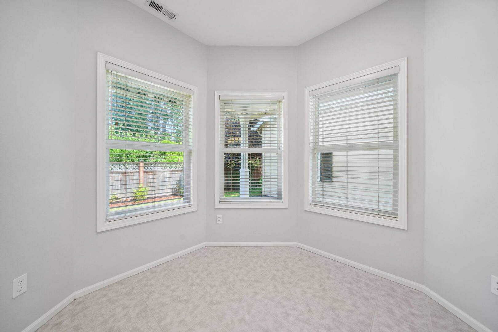 1113 SW West Hills Pl Corvallis, OR 97333