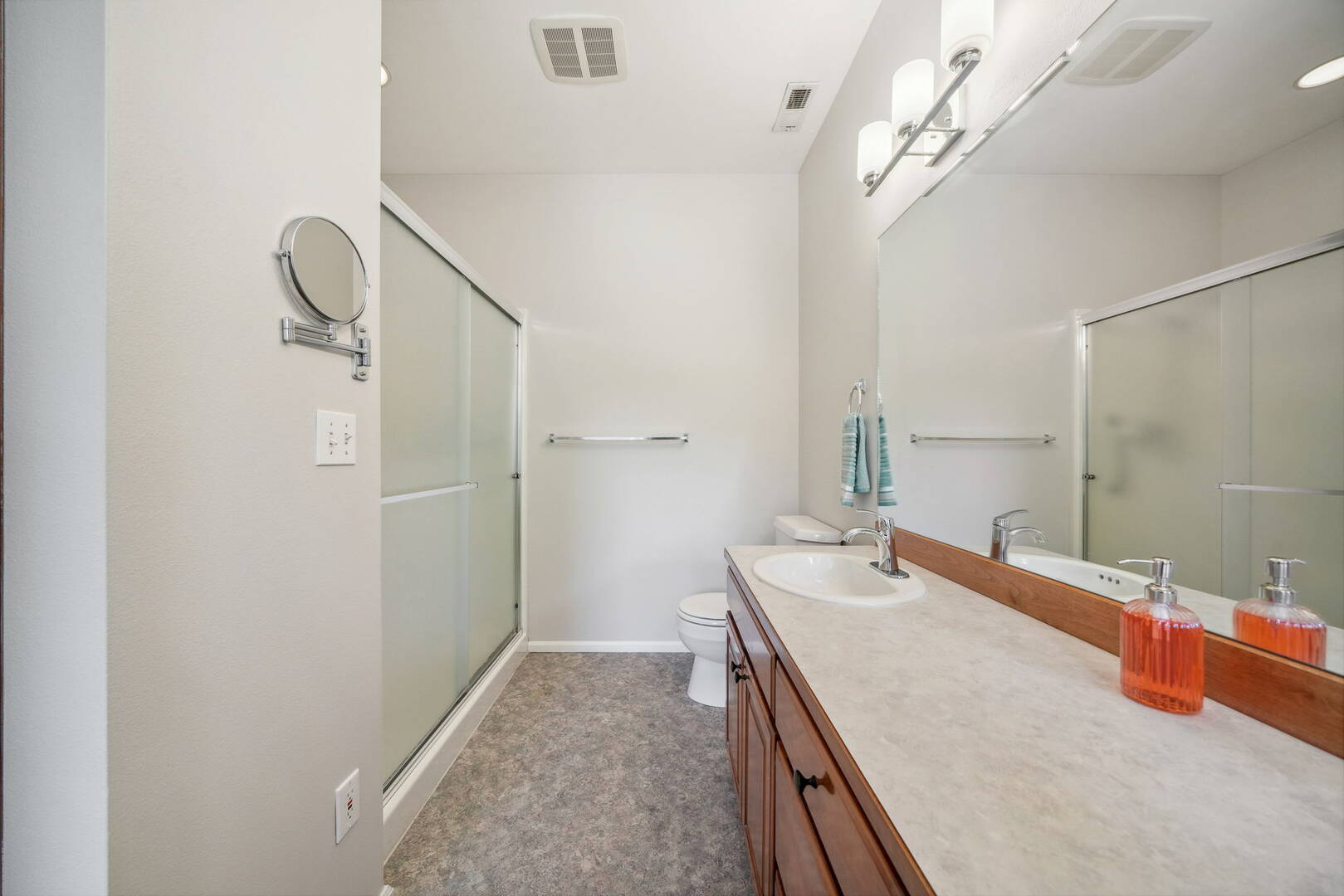 1113 SW West Hills Pl Corvallis, OR 97333