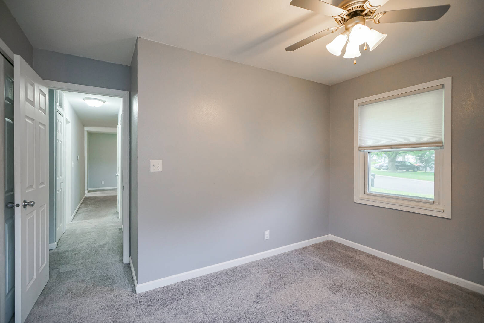 219 Linnhill Lane Washington, IL 61571