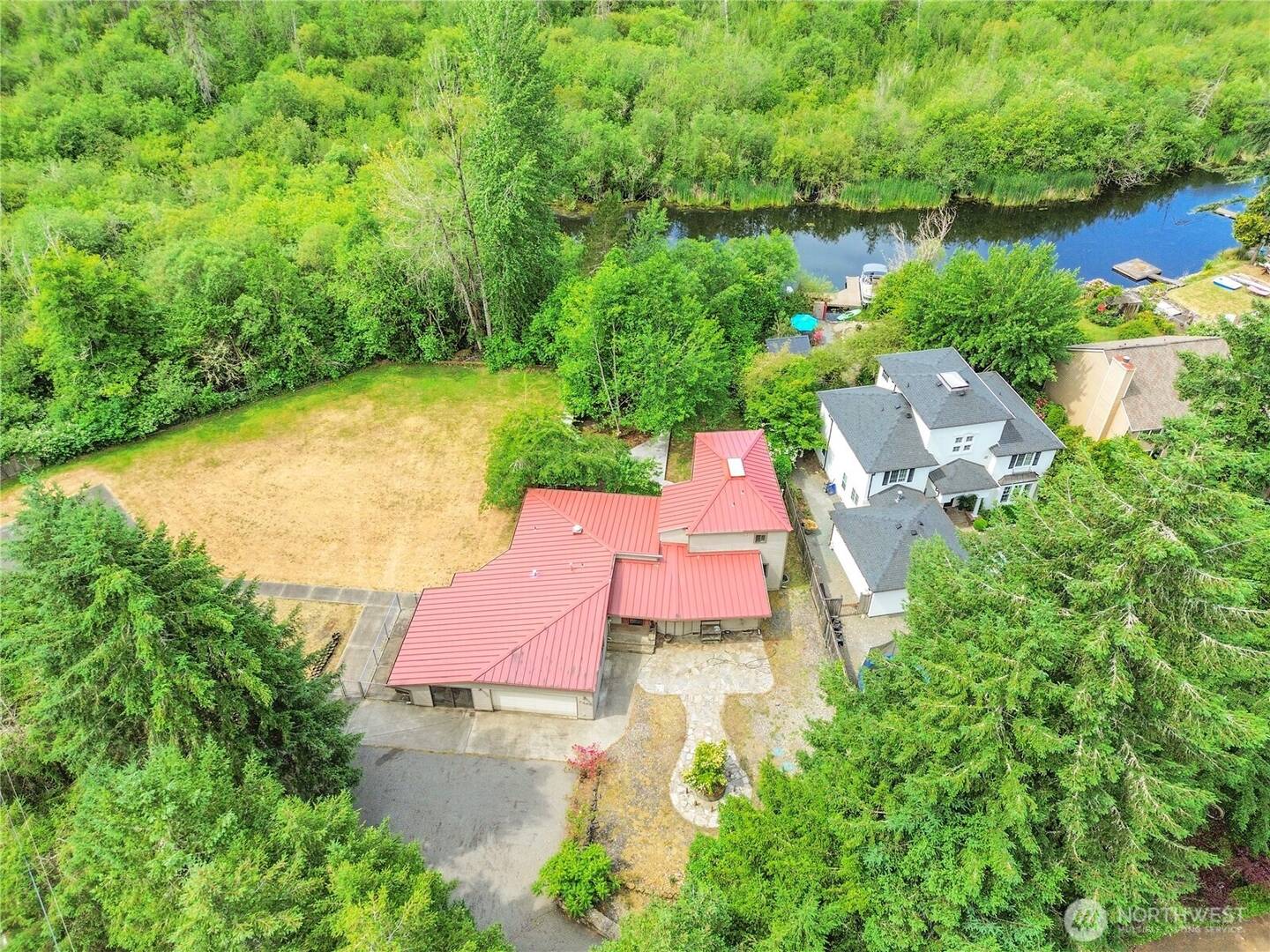 7945 Lorna Dr SE Lacey, WA 98503