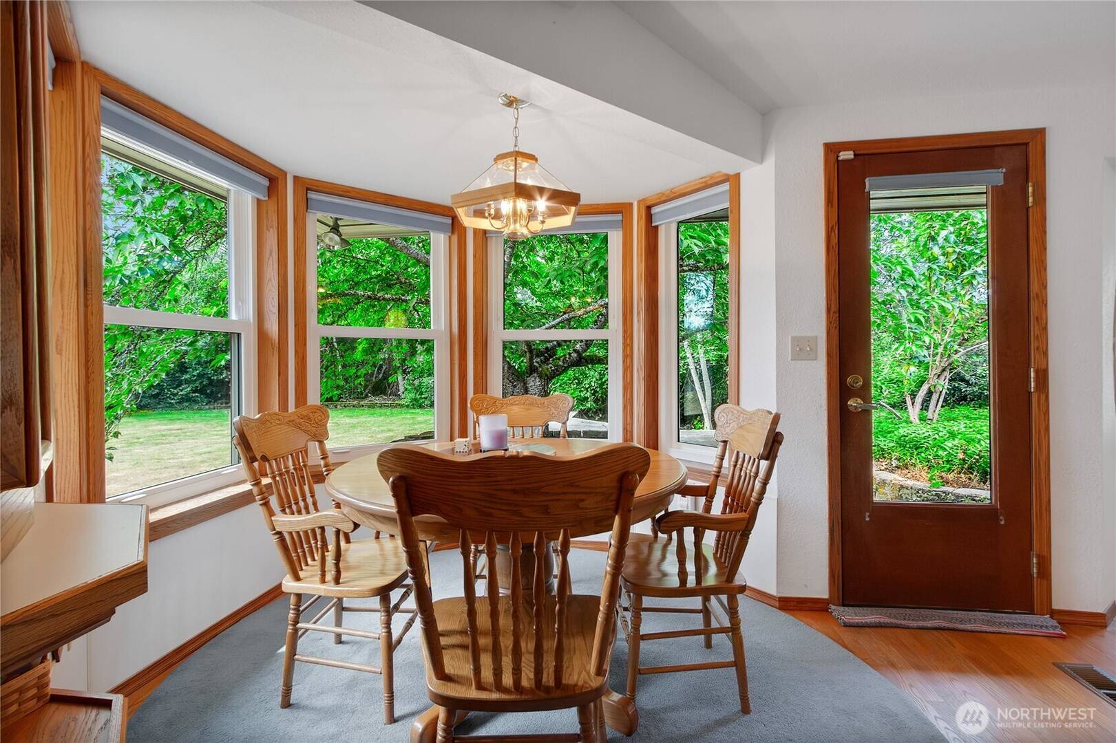 7945 Lorna Dr SE Lacey, WA 98503