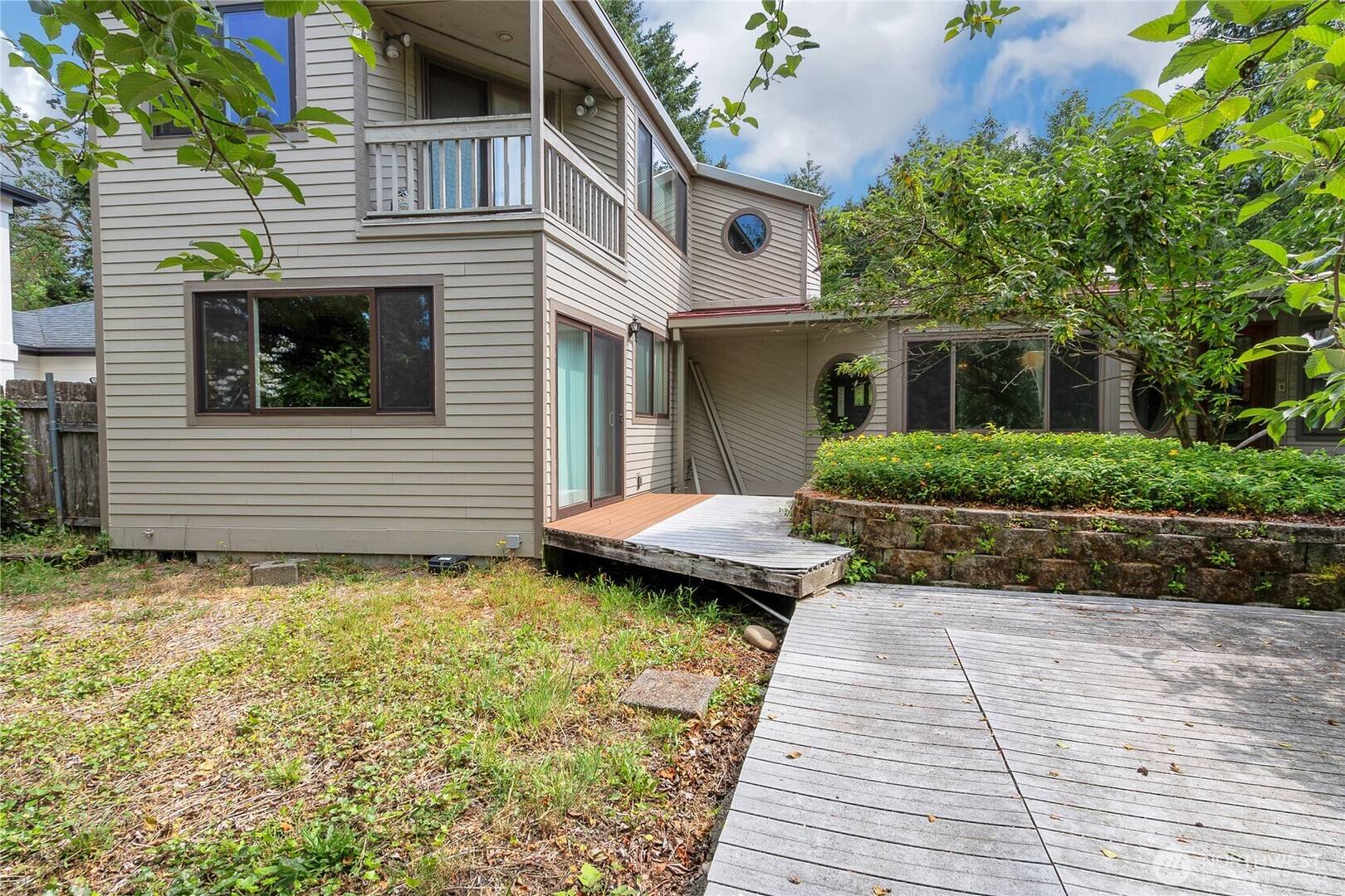 7945 Lorna Dr SE Lacey, WA 98503