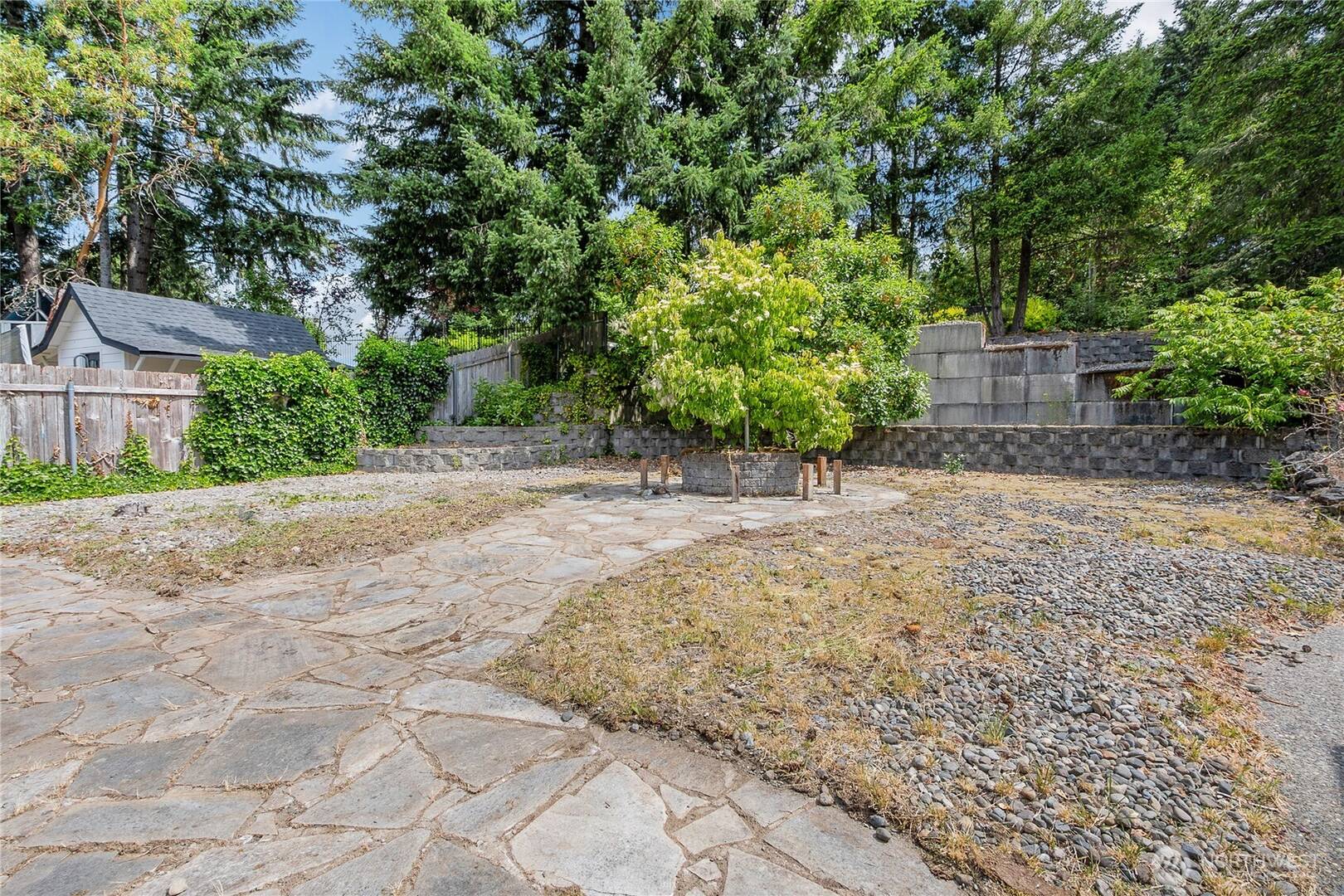 7945 Lorna Dr SE Lacey, WA 98503