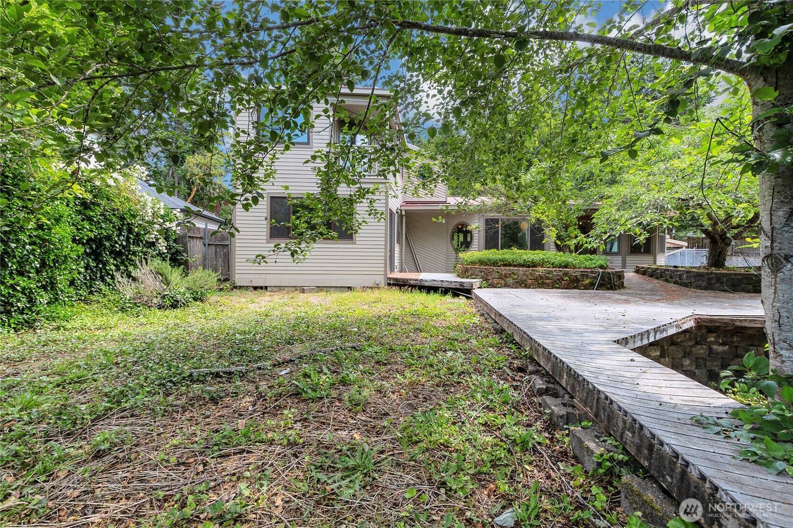 7945 Lorna Dr SE Lacey, WA 98503