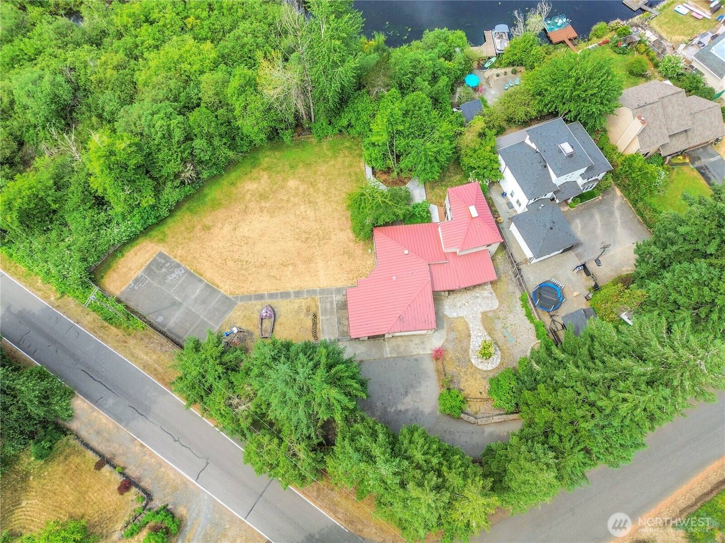 7945 Lorna Dr SE Lacey, WA 98503