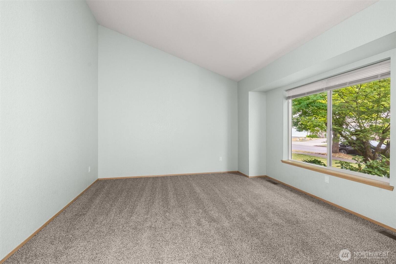 5411 Komachin Loop SE Lacey, WA 98513