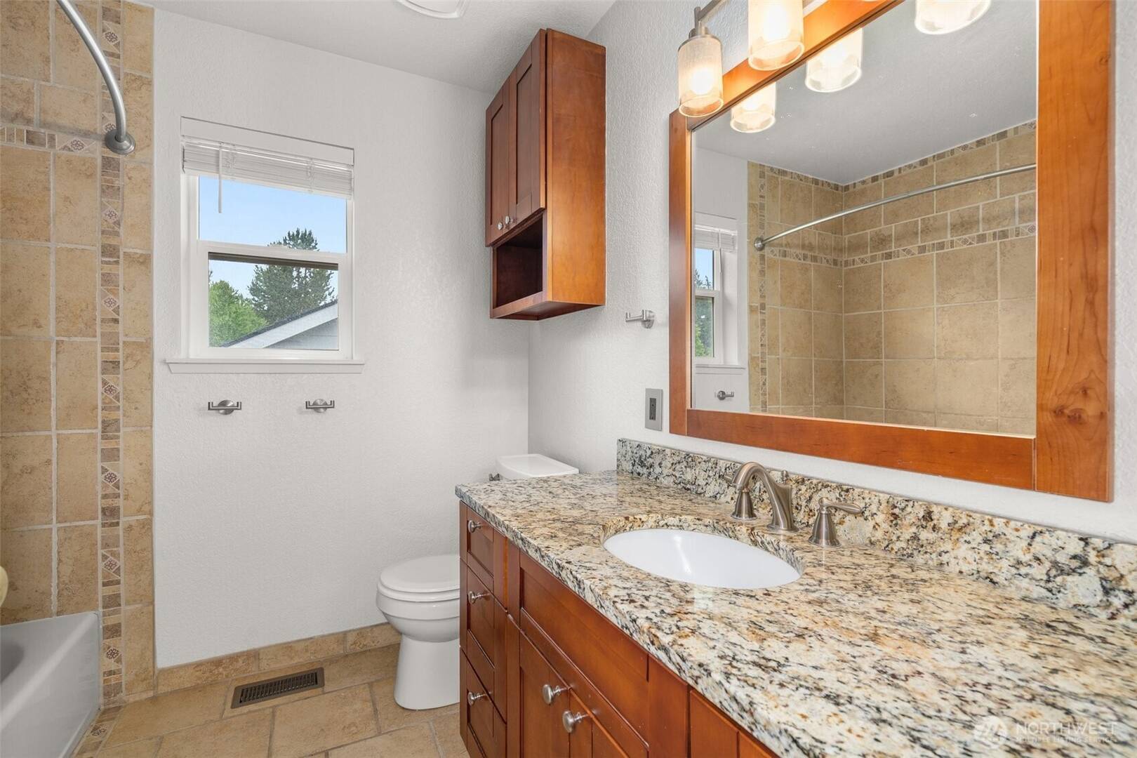 5411 Komachin Loop SE Lacey, WA 98513