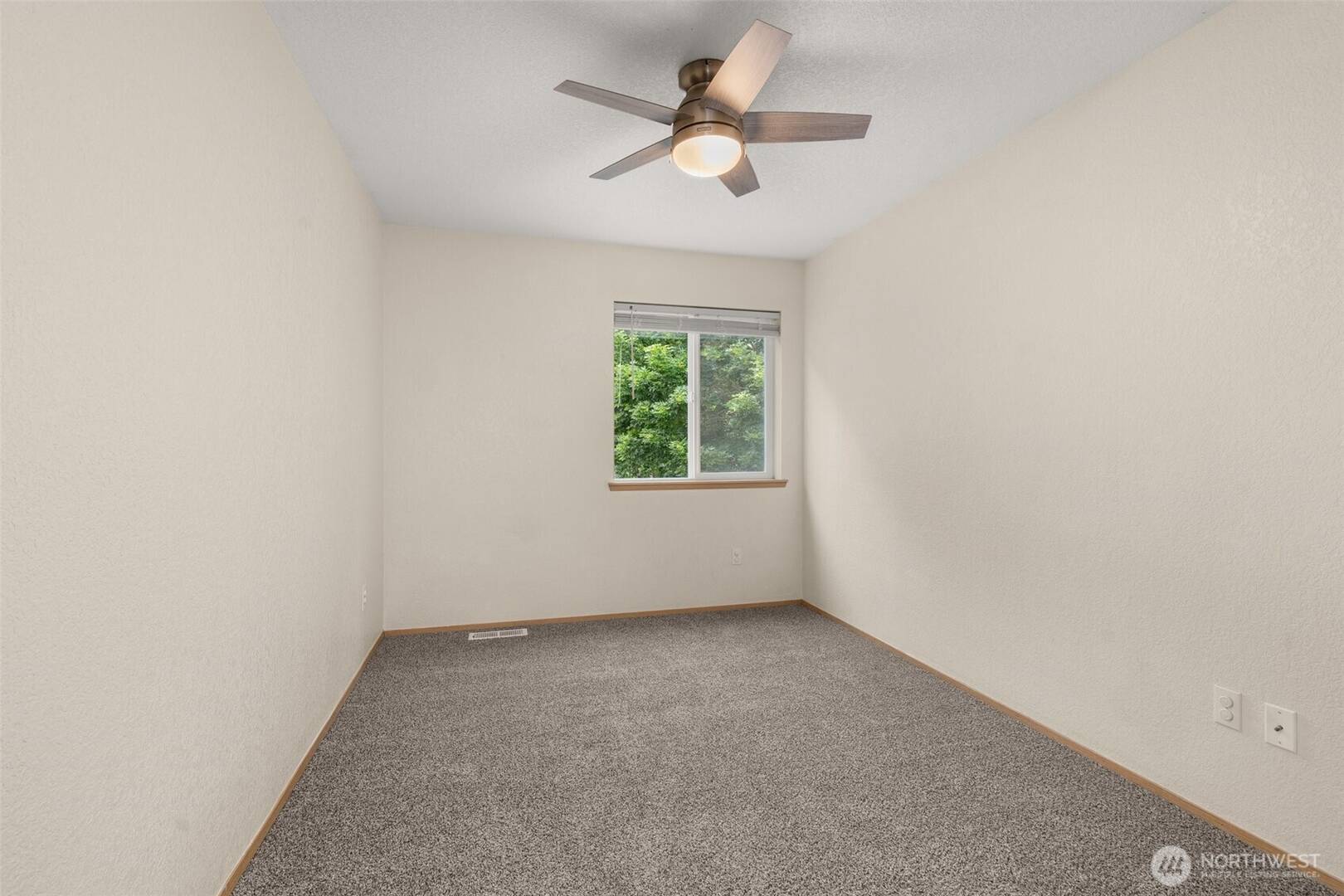 5411 Komachin Loop SE Lacey, WA 98513