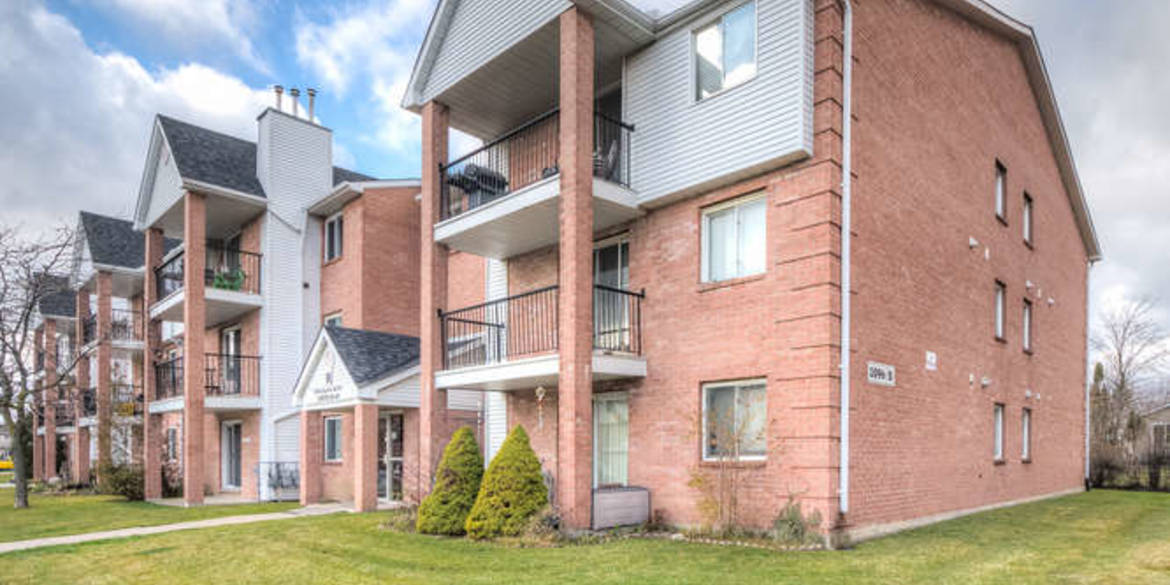 Brivity 471096 Jalna Blvd. London, ON N6E3B8