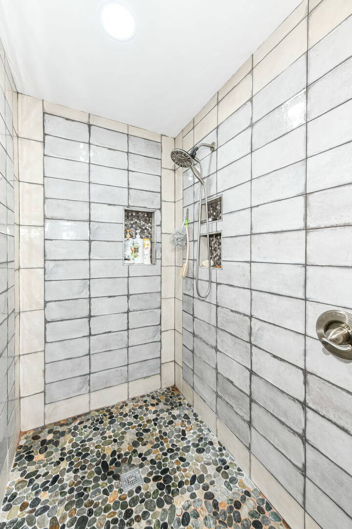 9510 Bay Vista E. Dr.,  Indpls, IN 46250