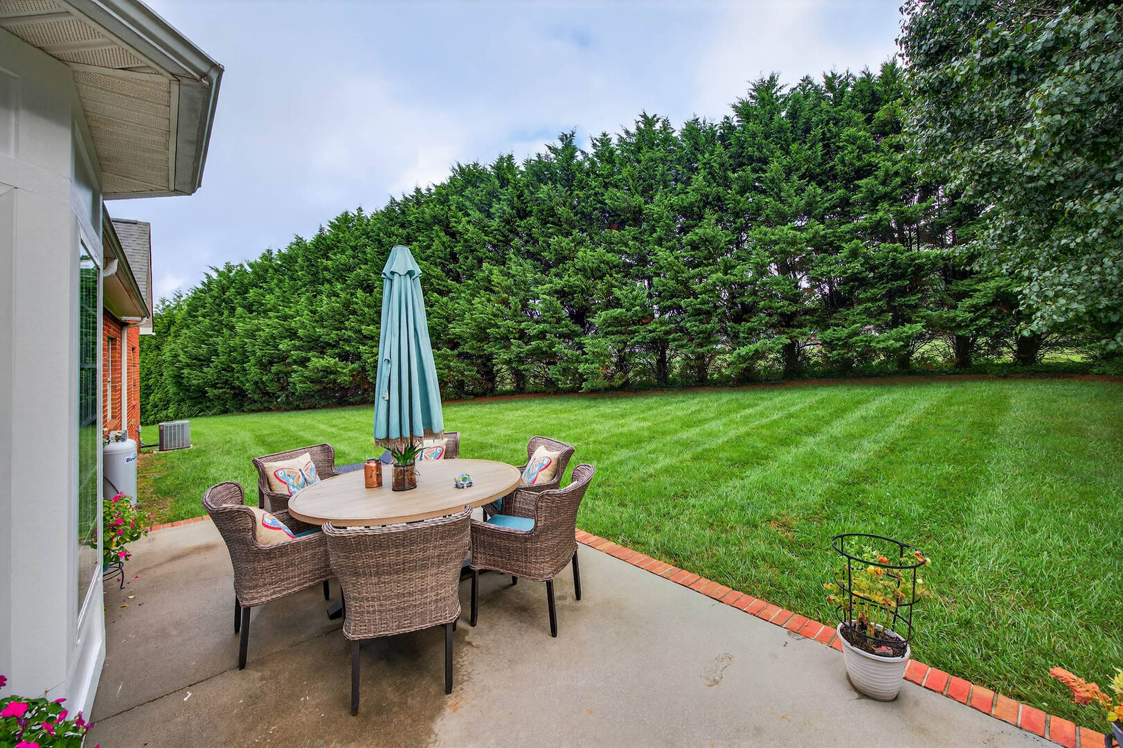 6902 Bridlewood Drive Trinity, NC 27370