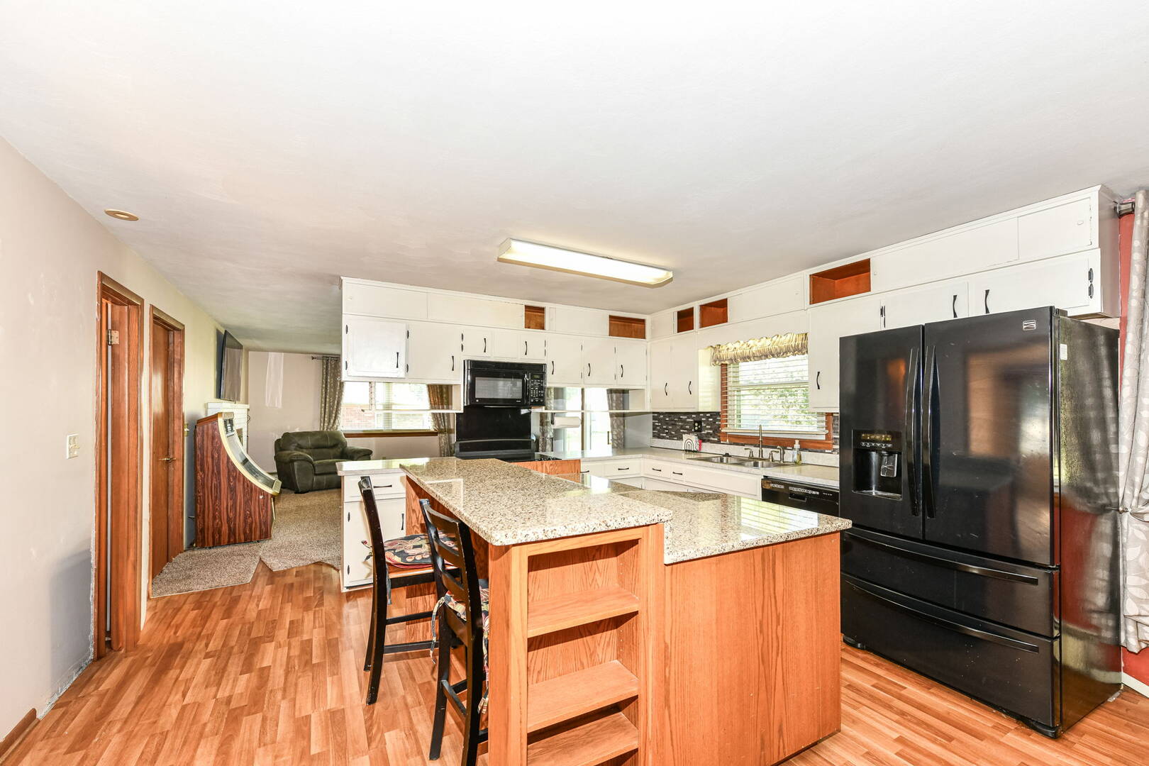 124 N Mustin Dr.,  Anderson, IN 46012