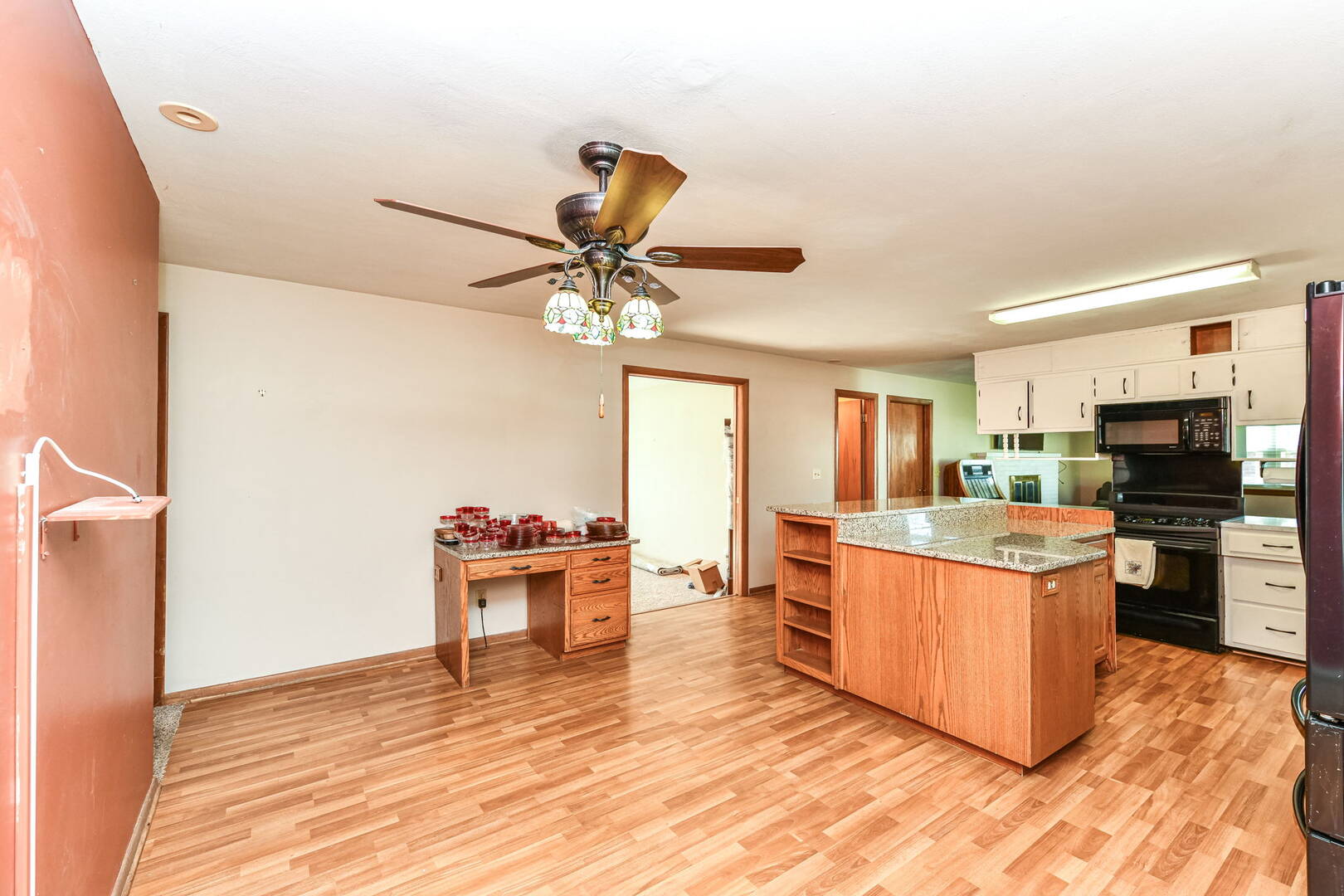 124 N Mustin Dr.,  Anderson, IN 46012