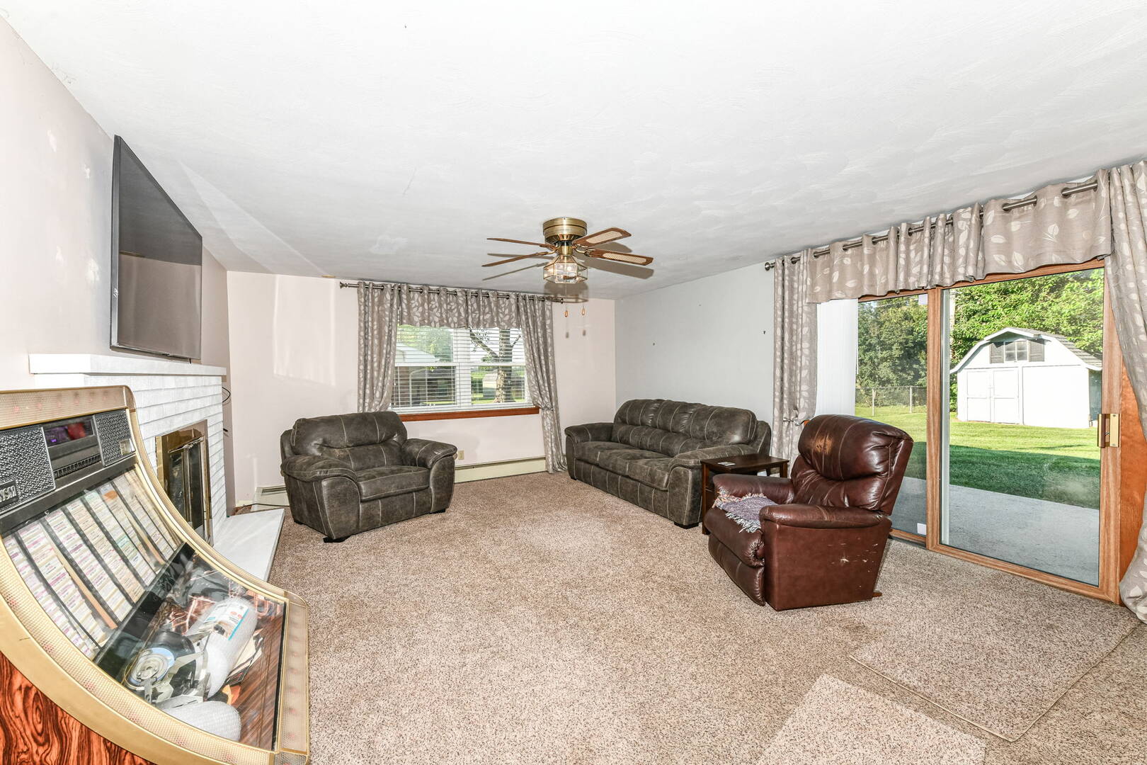 124 N Mustin Dr.,  Anderson, IN 46012