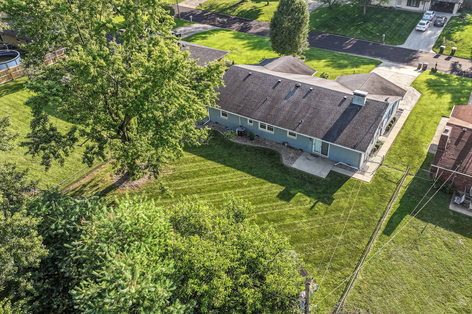 124 N Mustin Dr.,  Anderson, IN 46012