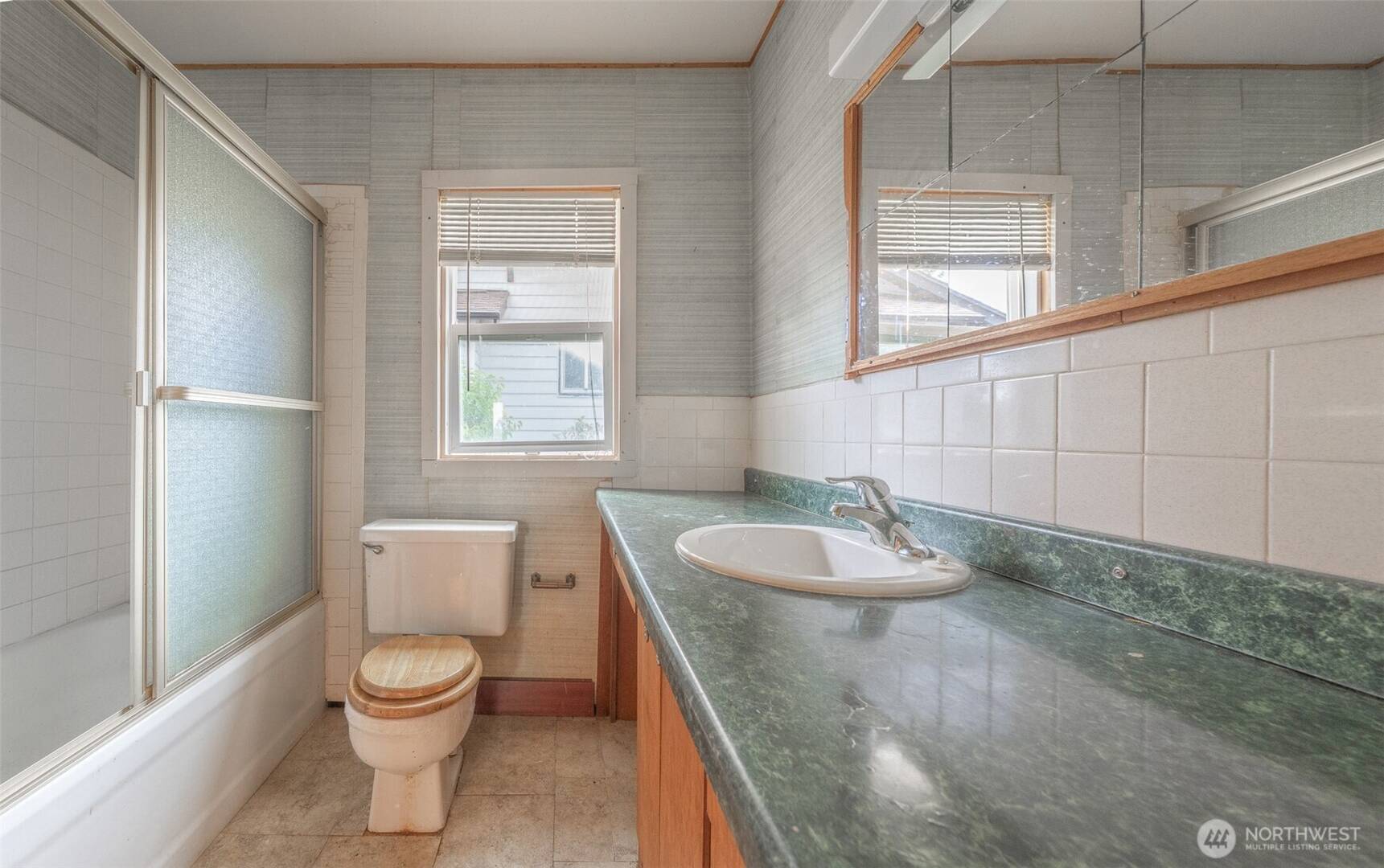 5507 N 45th St Tacoma, WA 98407